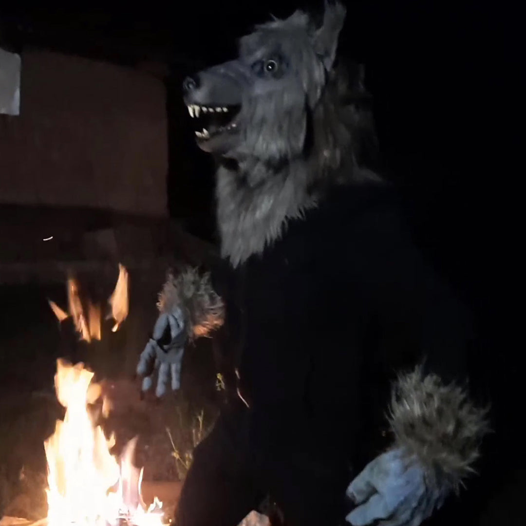 Werewolf mask with ears and movable jaw