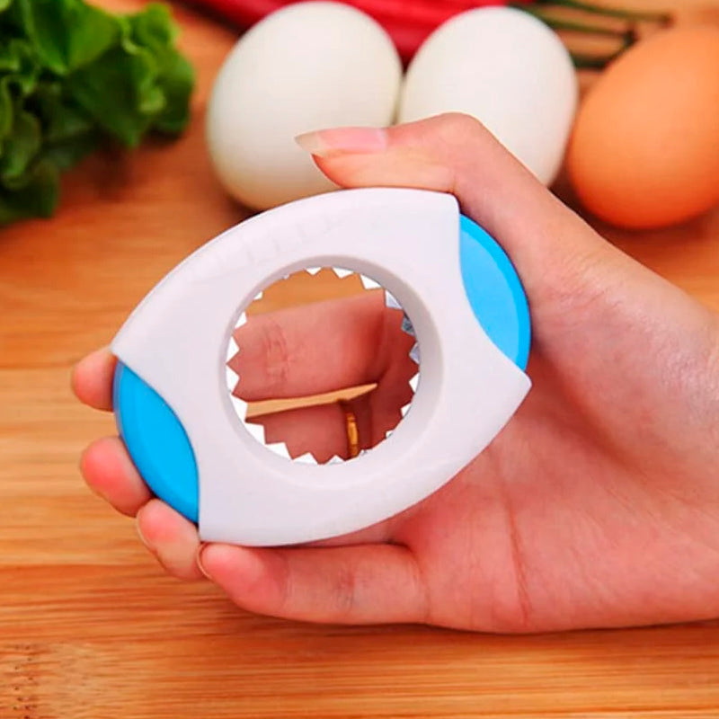 Egg shell opener