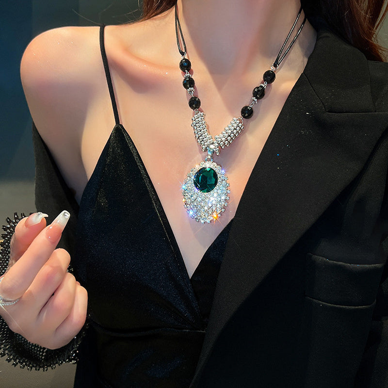 Elegant Green Sapphire Pendant Necklace